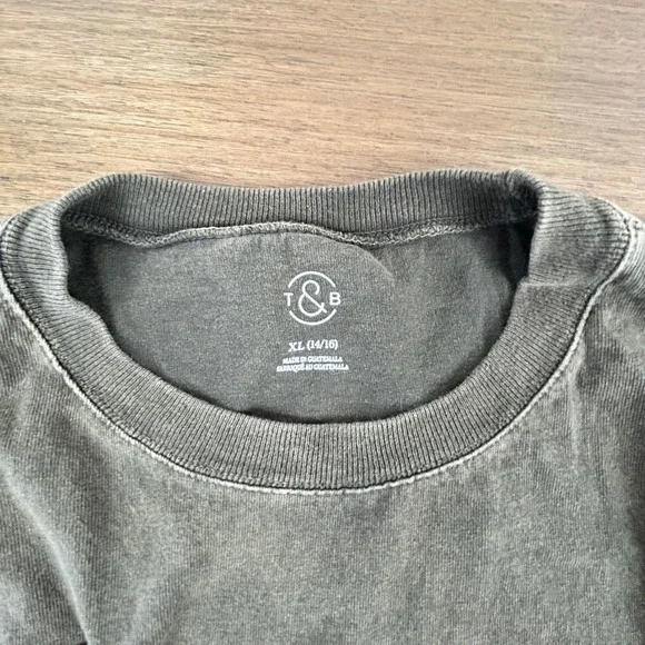 T&B Olive Green Crop Frayed Hem Short Sleeve Casual Streetwear TShirt Teen 14/16 - Picture 3 of 7